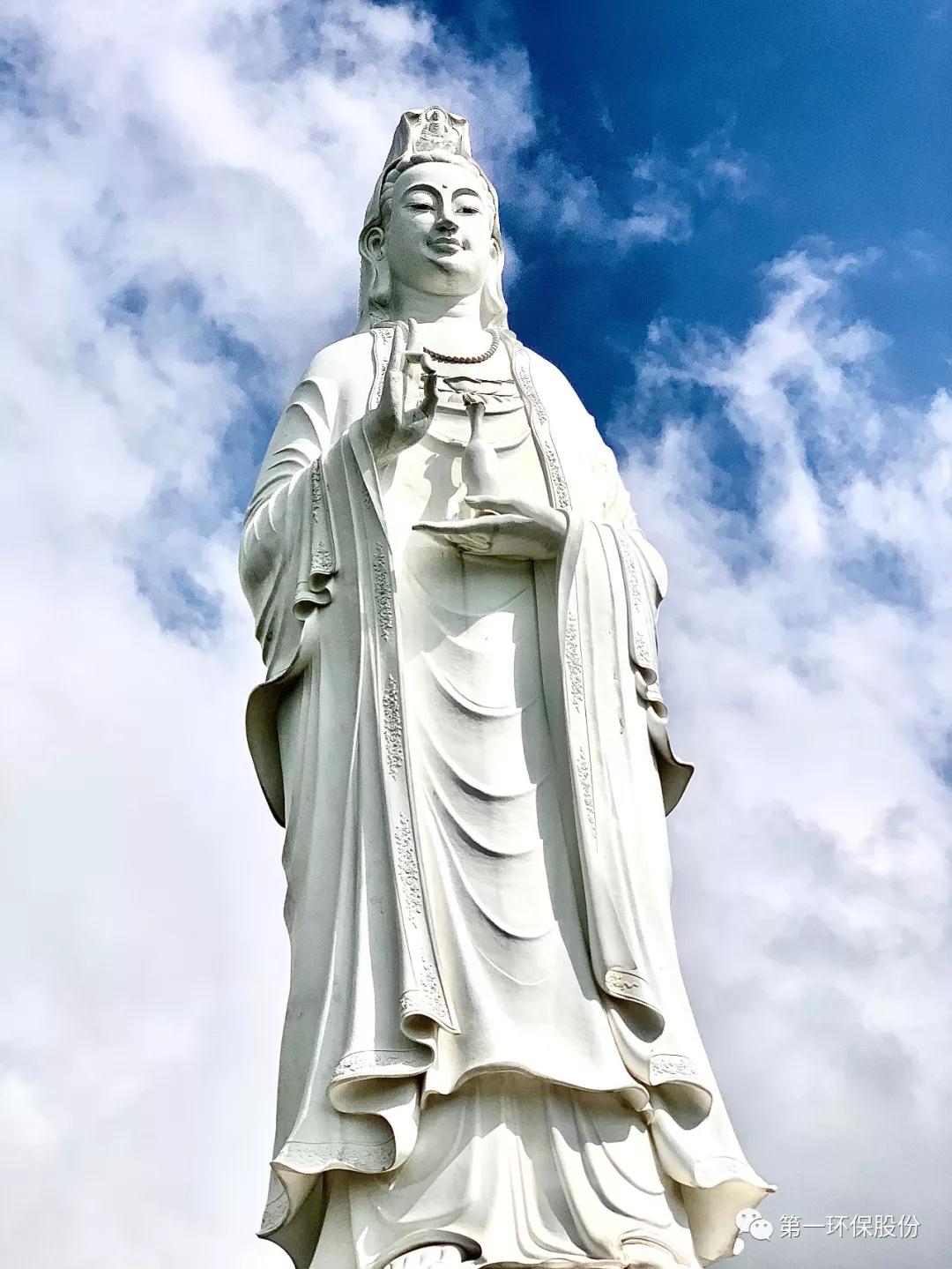 38 祝大家在新的一年里，萬(wàn)事順意！平安幸福！生意興隆！！！.jpg